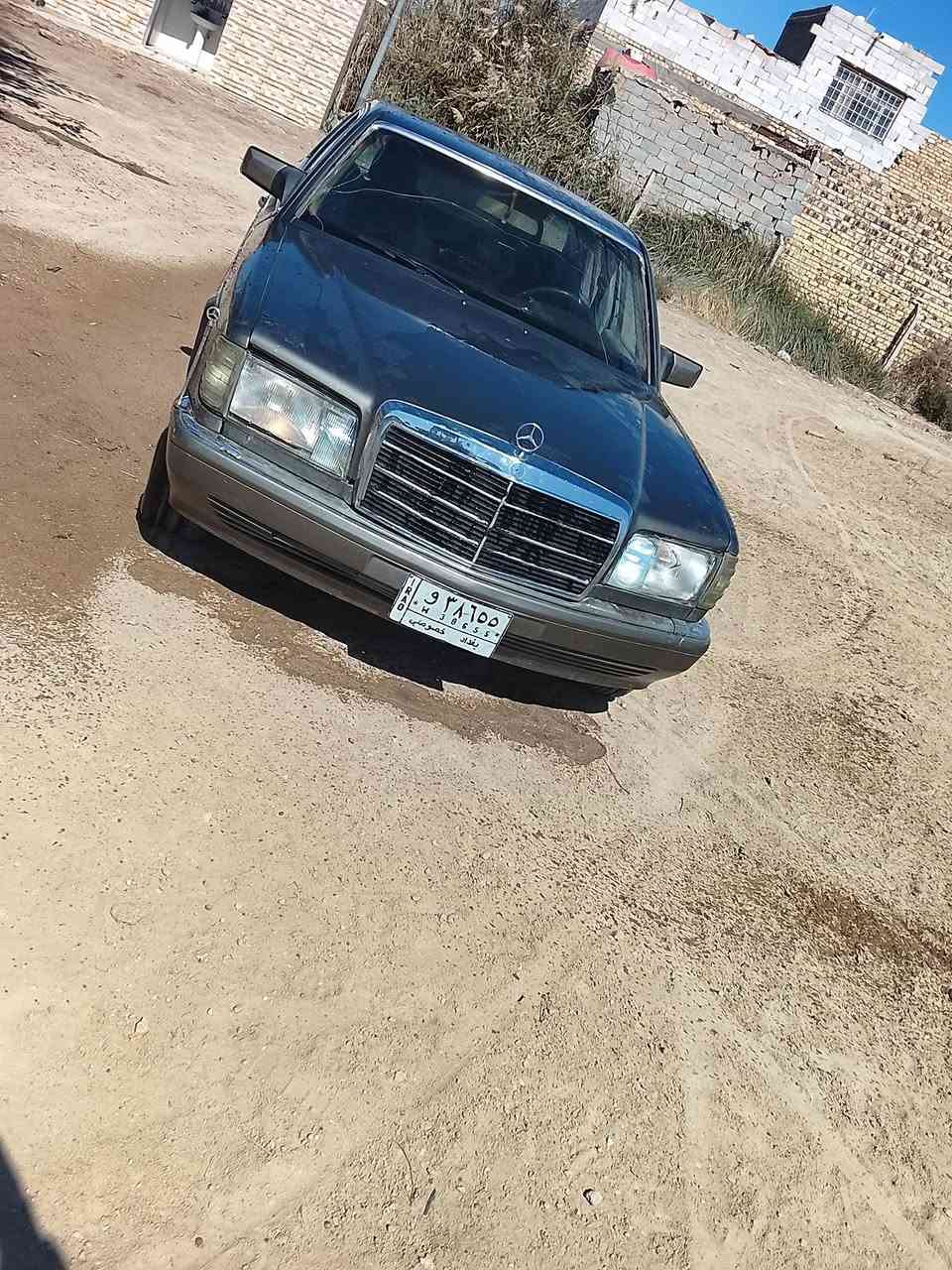 مارسدس 300موديل87
مكينه ثنين ونص حداديه كامله رقم بغداد
ملاحضه بيه صوت بتشغيل قليل بالكرنك من تشغله السعر 35$. ***********
