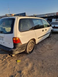 فورد وندستار • ٢٠٠١ • ٧ راكب