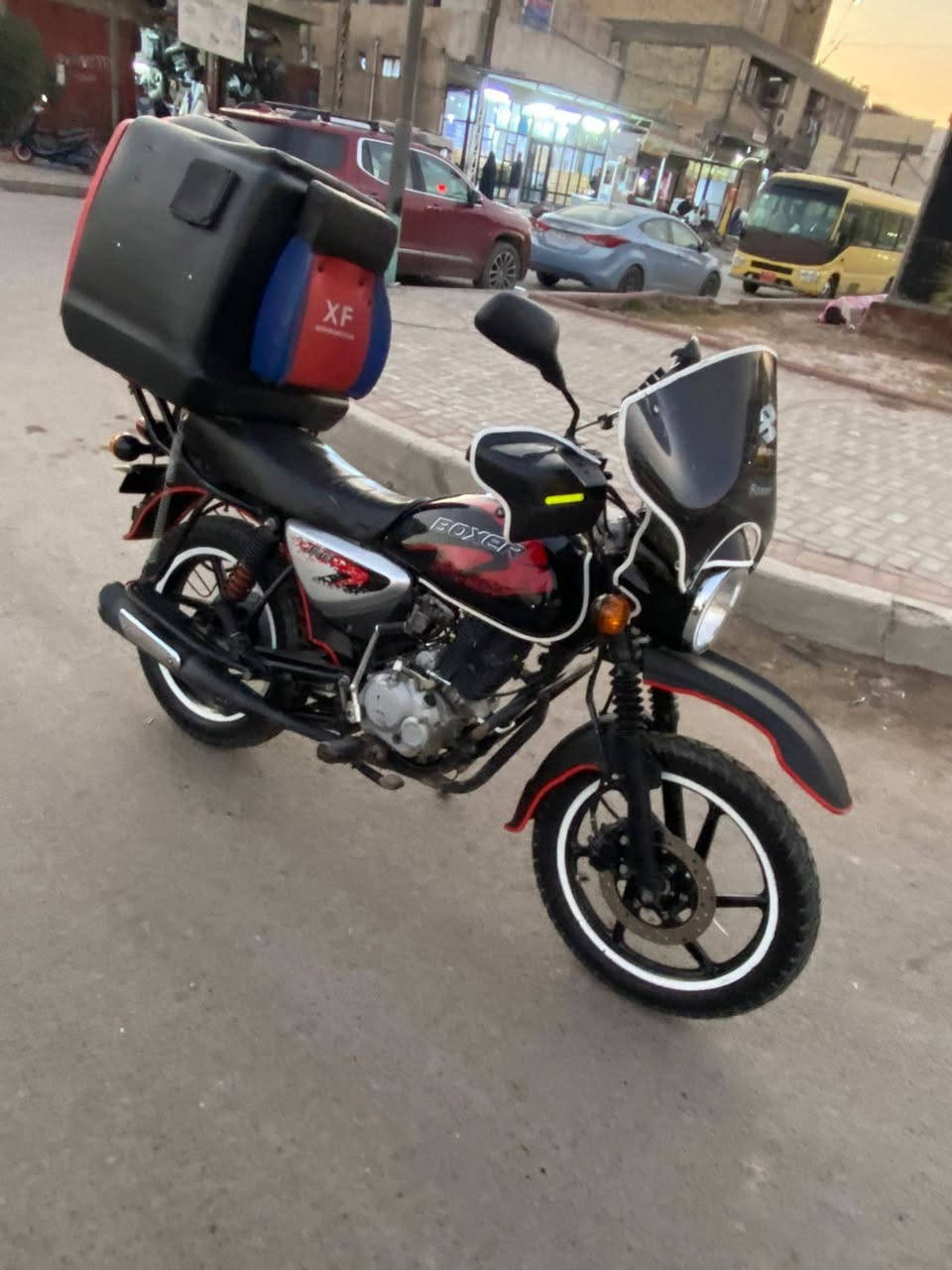 دراجه بوكسر للبيع موديل ٢٠٢٣ مكفولة كفاله عامه الرقم وجاهزه العنوان بغداد البلديات السعر مليونين وستميه وبيه مجال للطيبين
رقم الهاتف ***********
