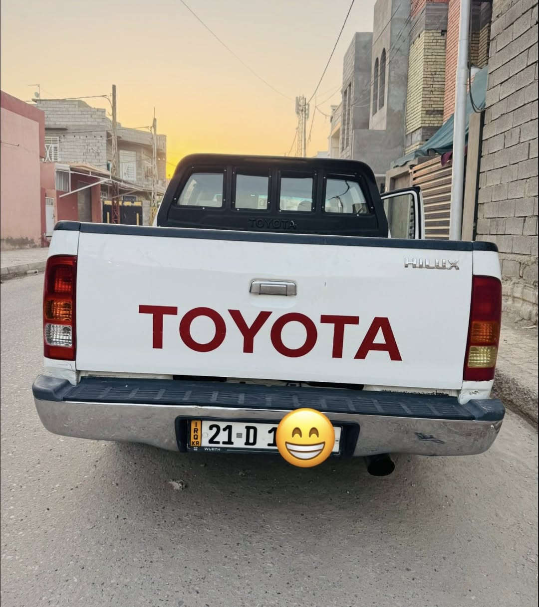 السلام عليكم
▪️للبيع تيوتا هايلوكس  

▪️مديل 2010 

▪️رقم سليمانية  الدولي بأسمي تحويل ثاني يوم  

▪️كير عادي 

▪️السونر مرفق بلمنشور  فقط الاحمر صبغ الباقي بارد

▪️مكاني ديالى بعقوبة 

▪️السعر 146 

▪️السيارة عليهة منضومة غاز الايطالية الاصلية 

▪️ رقم الهاتف ***********
