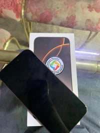 ايفون 16برو ماكس  ذاكره 256 شرط نظافه واحد على واحد لاشخط ولا طخه ولا ...