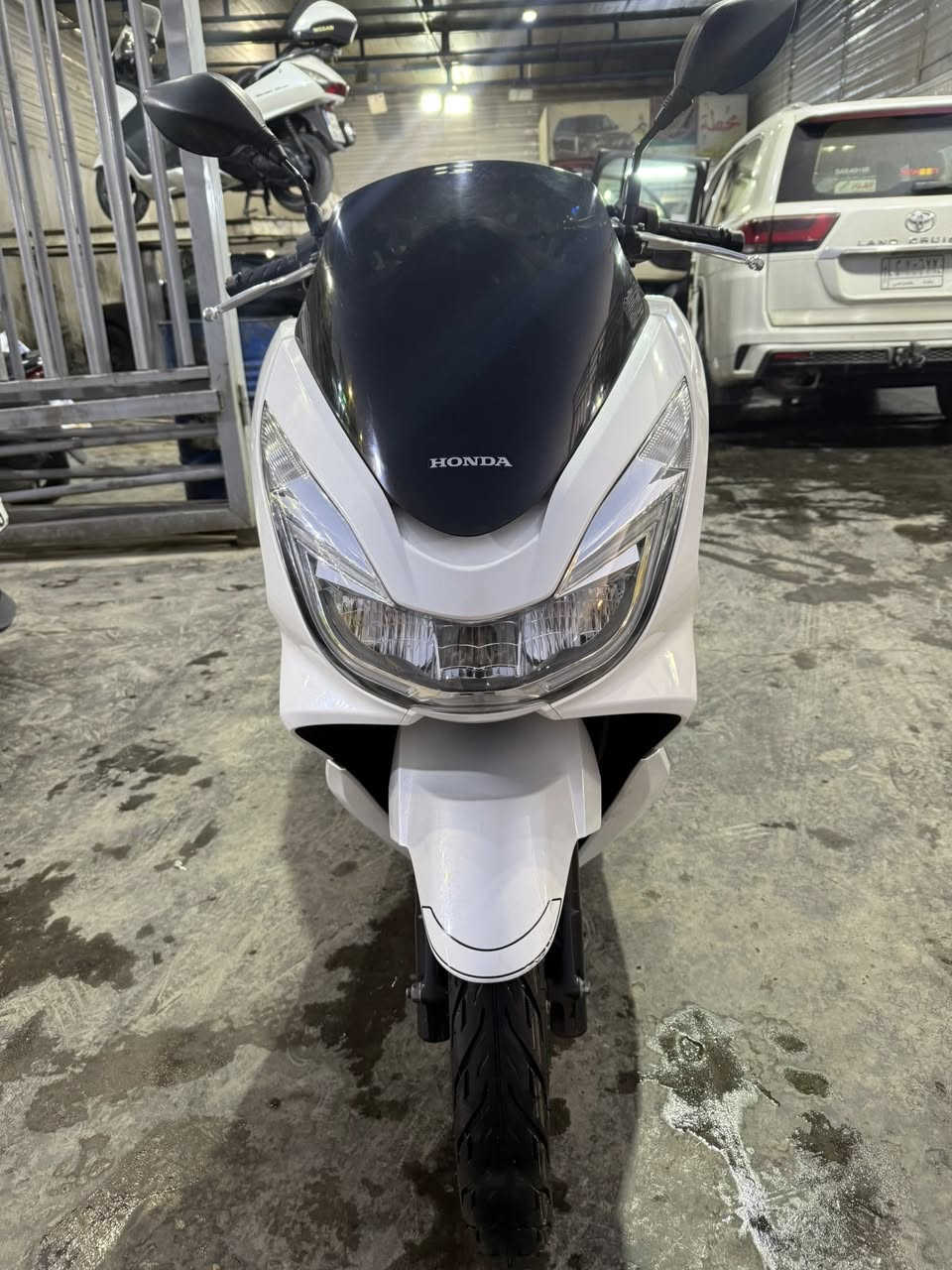 يالله بي سي اكس جيل الثاني مكينه 125ياباني ماشية 25كفالة من كلشي سعرهة 17$ورقة ونص مجل شي قليل ***********مدينه الصدر عنواني سعرهة17ورقة ونص مجال قليل بس بيع. بدون مراوس
