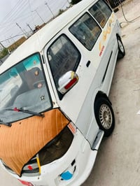 07776863649  سلام عليكم فاتون موديل 2011 كير ومكينه وحداديه مكفولات سي...