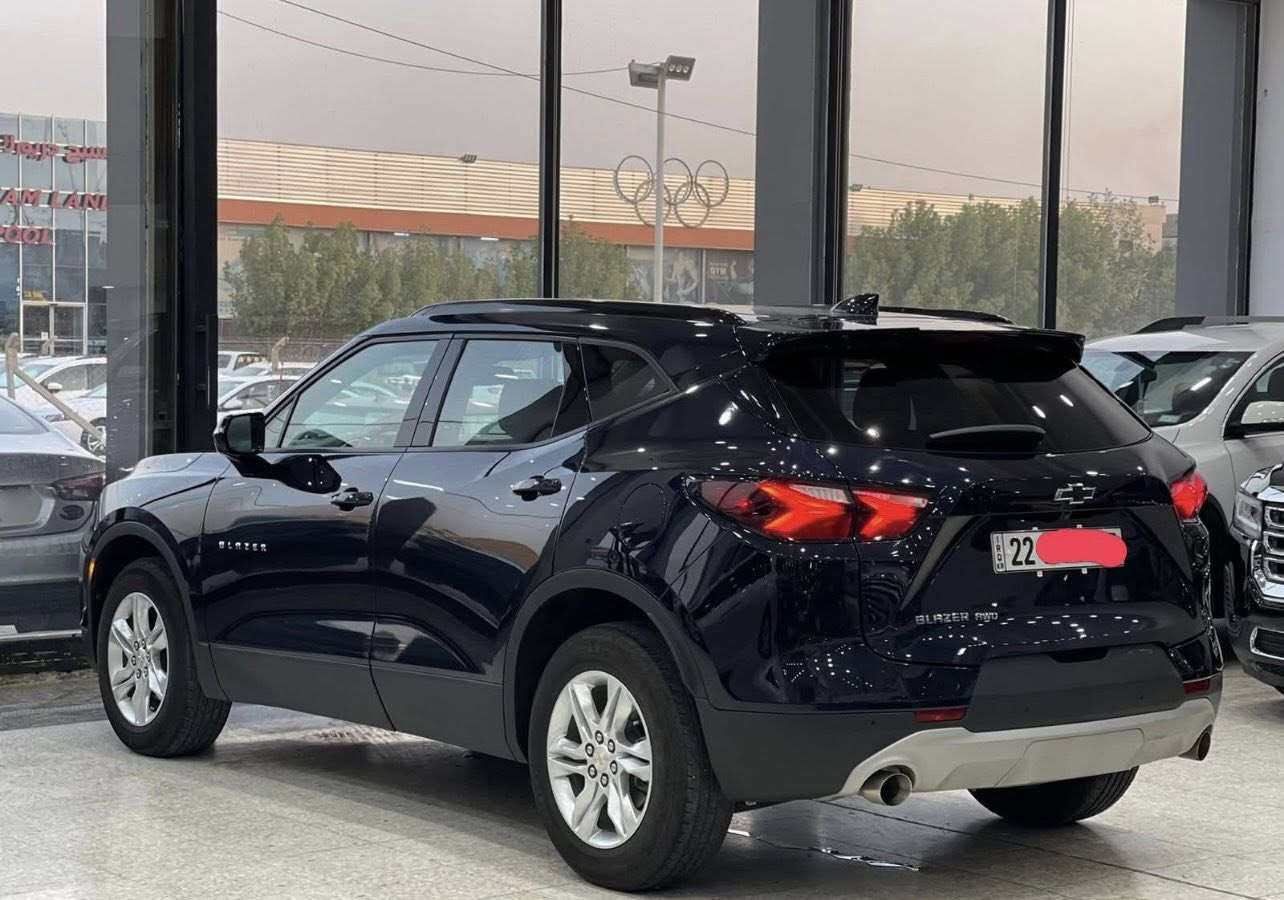 2021 lt بيع او مراوس
اخت الزيرو بدون نقص

مكينة 6 سلندر

حادث خفيف تبديل بنيد فقط

كفالة من كلشي

  205$ وبيها مجال للشراي 

واتساب  ***********
