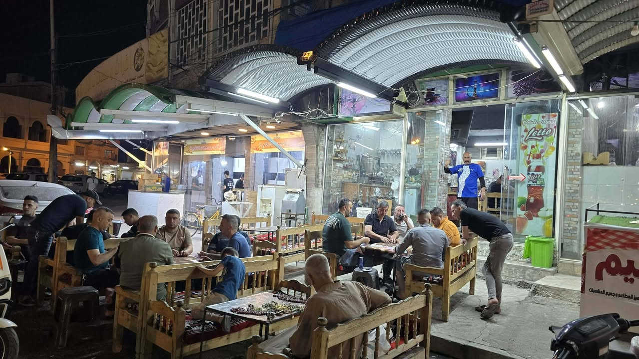 بيع مستعجل 📢
كافتريا للبيع جاهزة وتشتغل  عنوان باب لكش مقابل النافورة 
بيع موقع واغراض بدون سقفلية 
ايجارها 400
السعر فقط 7 مليون وبيها مجال


**إذا كنت صاحب هذا الإعلان وتريد حذفه لأي سبب، رجاءا أرسل رسالة إلى الدعم الفني**