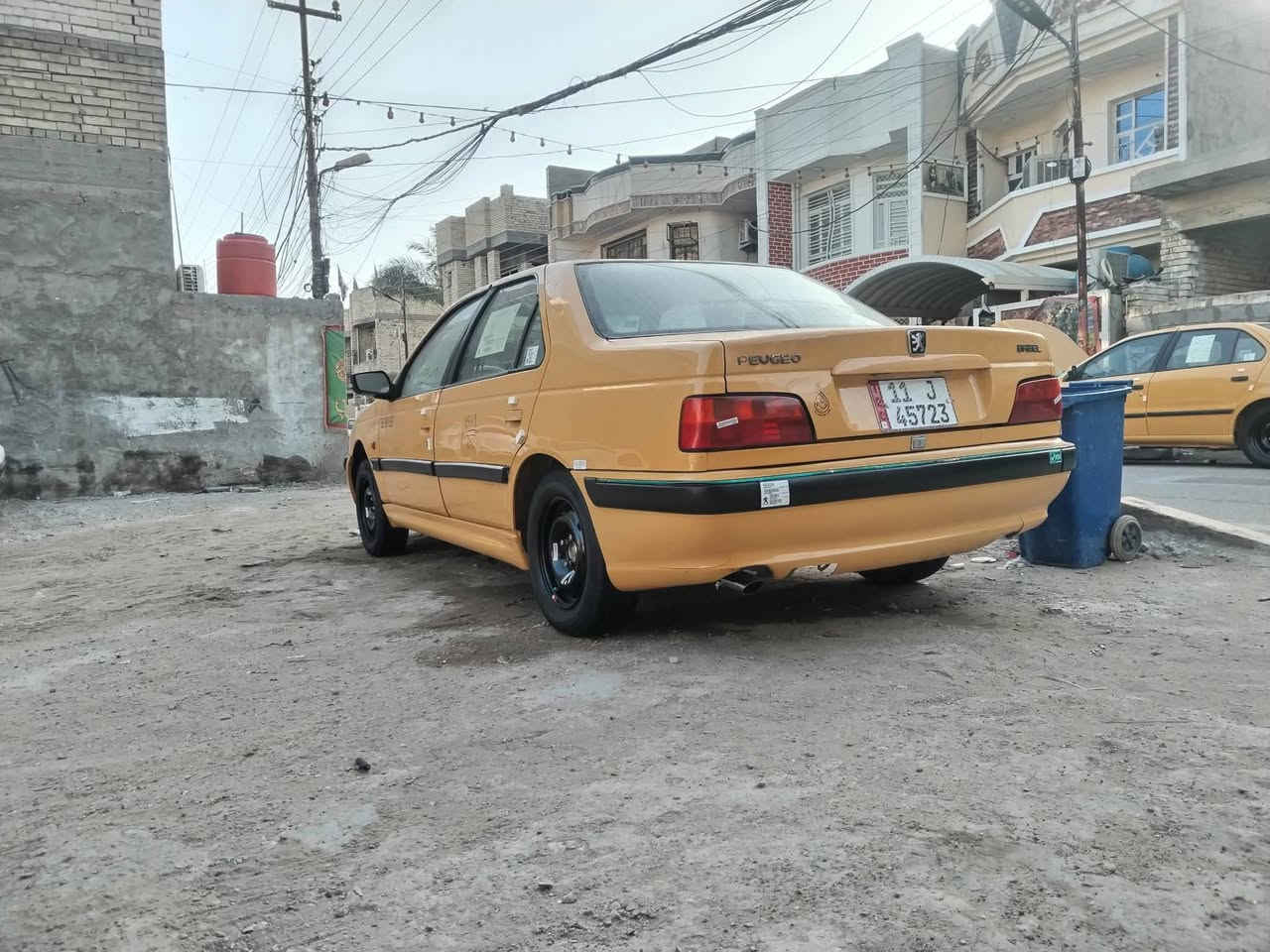 للمراوس فقط بيجو 15 نقص مابيهة برغي ***********
