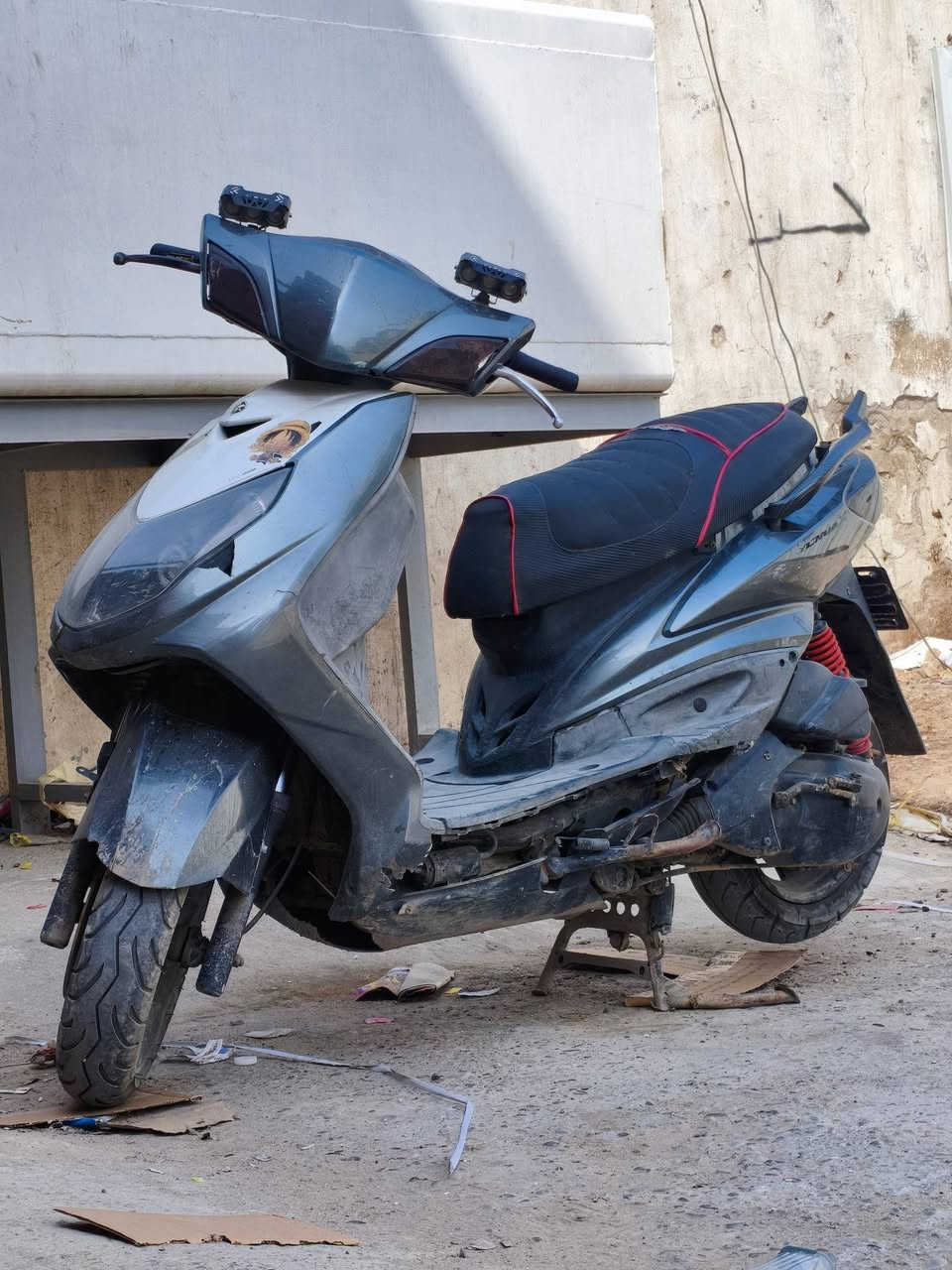 دراجة سكنس فحل نضافة الكفرات 80%
دراجة خير من اله شلعة ومعدل و بانزين محسن كلجات جديدة لايت عدسة ولايتات زنون خارجية ضواها نهار دراجة تخبل 

مكاني بغداد سبع قصور شارع ابو علي ***********
