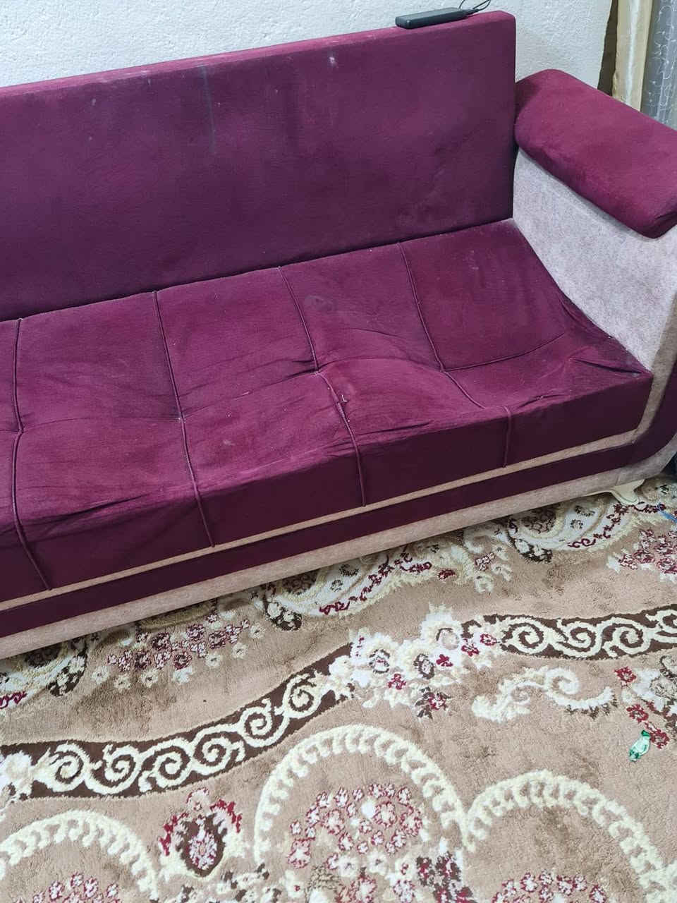 تخم قنفات ب ١٢٥ 
عشر مقاعد
(كرسي واحد ومقعد من القنفة  طامس) مثل ما مبين بالصورة
مكاني بغداد ، جميلة


**إذا كنت صاحب هذا الإعلان وتريد حذفه لأي سبب، رجاءا أرسل رسالة إلى الدعم الفني**