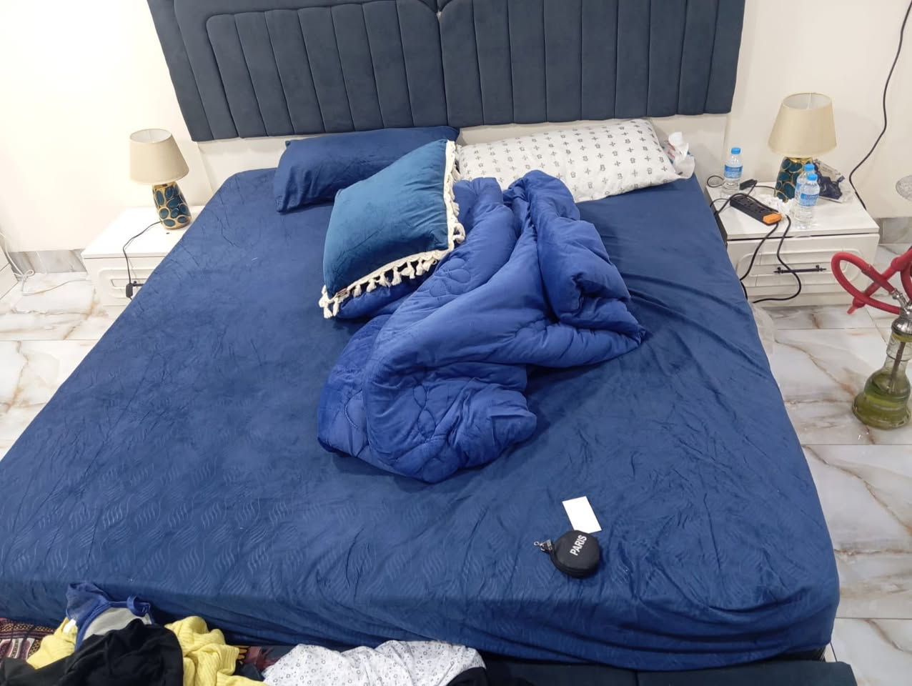 غراض بيت كلهن للبيع جديدات صارلهن ١٥ يوم وكلهن موجوده وصولات بيهن ***********
