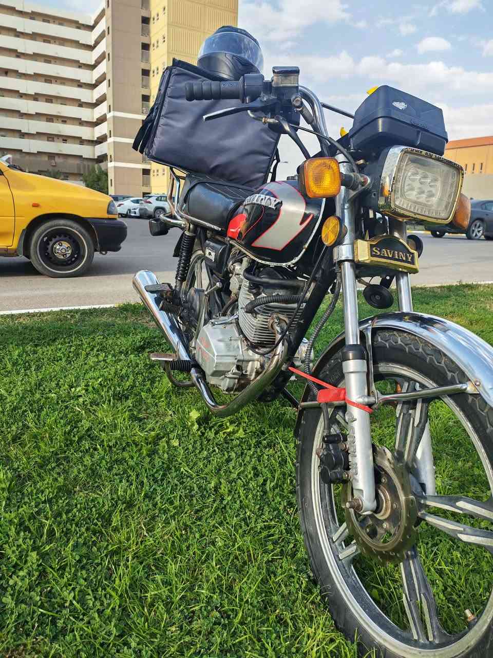 ب ٣٠٠او مراوس
بسمايه ***********
