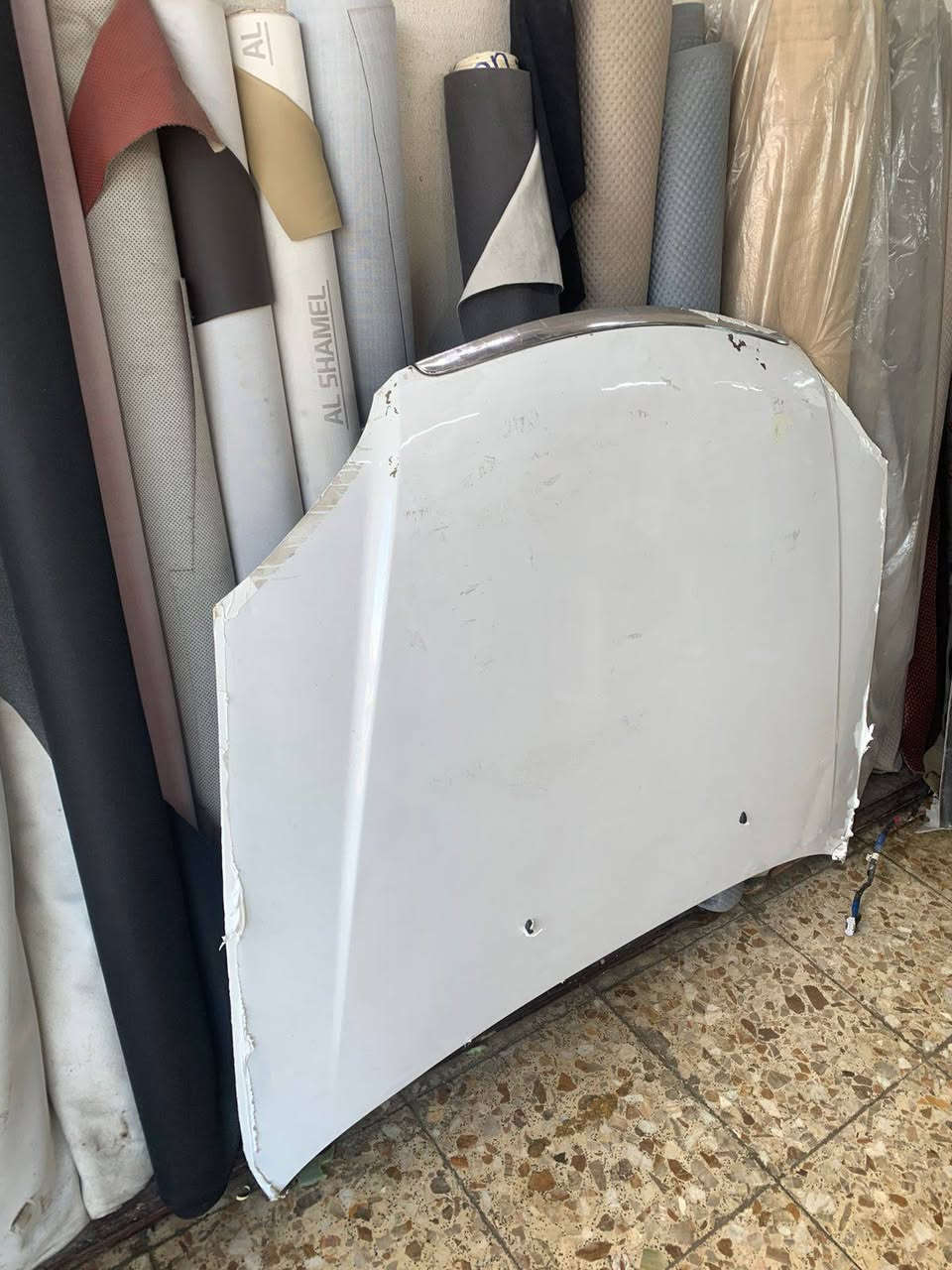 سلام عليكم عندي بنيد مال اوبترا سعر 75بلادي رقم هاتف ***********
