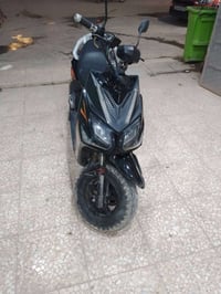 دراجه للبيع شغاله كلشي مابيهه وصل مال معرض بيهه والي عنده مراوس اراوس ...