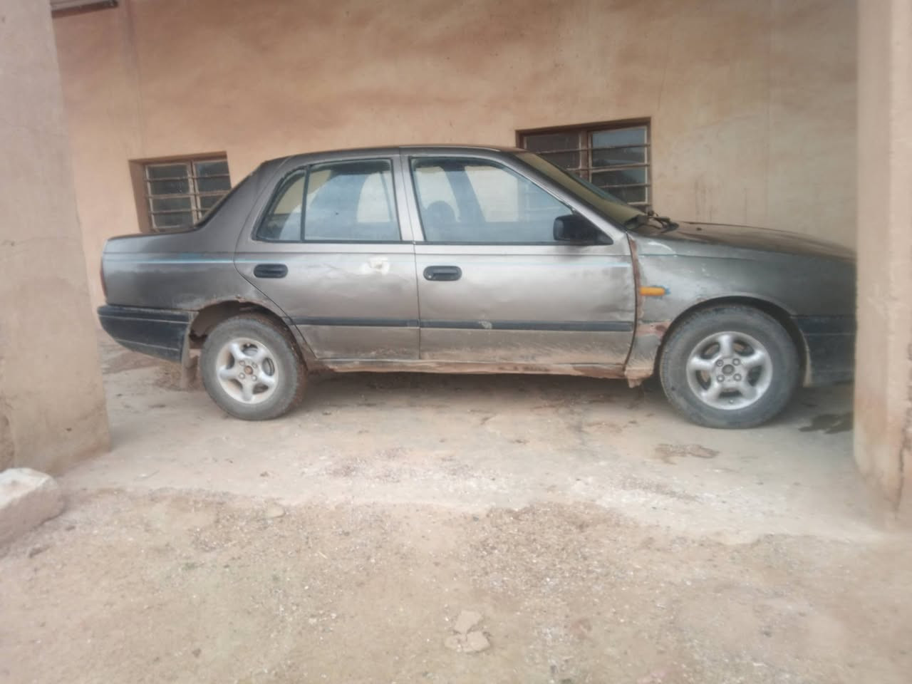 #نيسان صني للبيع موديل 93 السعر 15 ويرهم مراوس حسب القناعه شراي أتصل ‏‪***********‬‏
