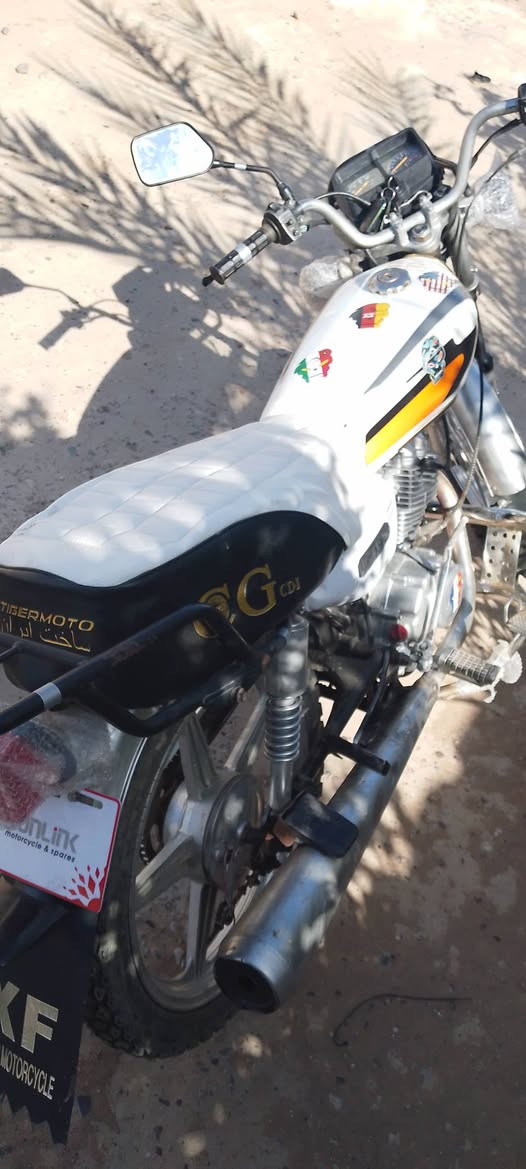 موطار روبر للبيع كامل مكان صلاح الدين بيجي سعره 350 وبي مجال بصيط الاستفسار *********** ولموشراي لا يتعبني
