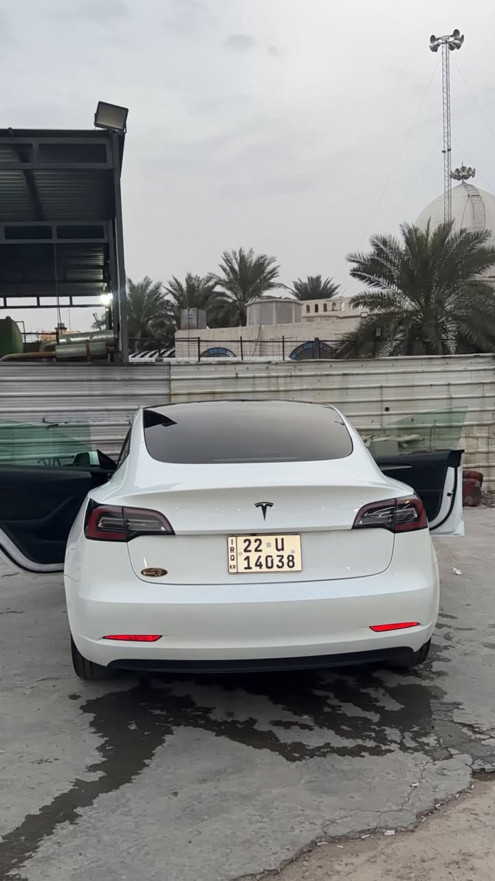 السلام عليكم
Tesla model 3 2022 
حادثهة باب خلف سايق مبدل نفس لون وبارد ب جاملغ الباب نفسة 
سنگل ماطور ماشية ٤٧ ميل 
اونلاين 
مكانهة حي الجهاد مجمع النسيم 
السعر 165 وبيهة مجال 
*********** رصيد 
*********** وانساب
