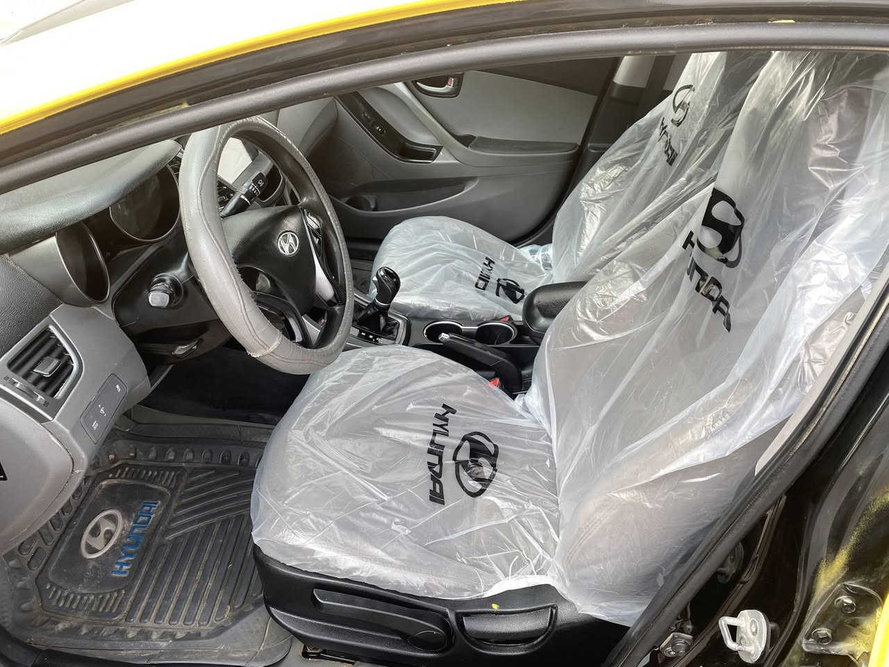 سلام عليكم النتره موديل ١٦ امريكي حادثه جاملغ امامي ولباقي مكفول ضربه وتبديل مكينه توه مشدوده گير حداديه تخم تاير تبريد تأفه گله جاهز سياره جاهز مابيه نقص مواصفات عاديه ماشيه ١٨٠ الف مكاني ناصريه مكلف بل نشره *********** سعره ١١٣ وبيه مجال بصيط
