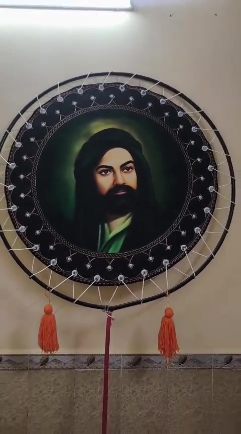 سلام عليكم خدام سيد الشهداء الويه اهل لبيت حجم متر ونص دائري 12لواء وعندي حجم متر هم 12لواء مكاني البصره دير معمل ورق واتساب او تصال ***********

