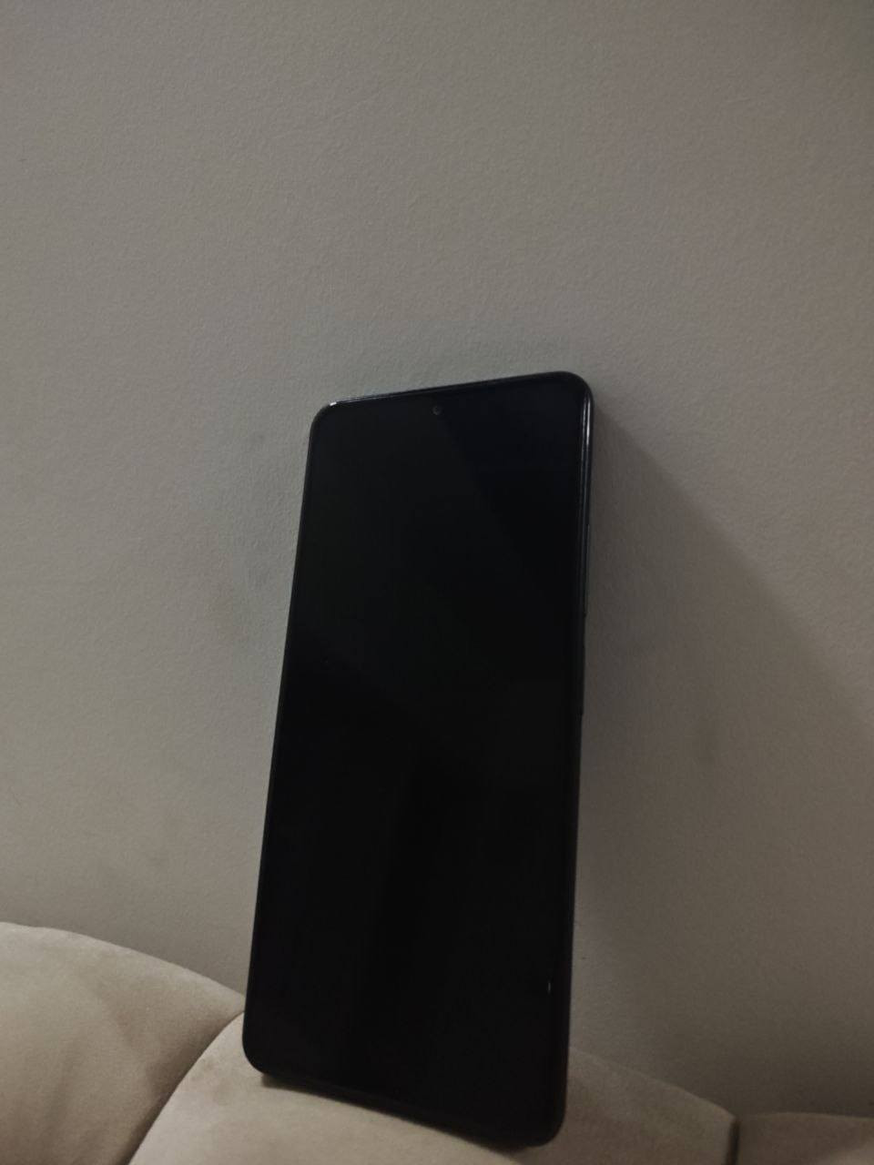 للبيع او المراوس ب ايفون فقط 

Poco f3 

ذاكره 256 رام 8 

المعالج: Snapdragon 870 5G (الجوكر)، أداء طيارة بالألعاب (بجي 90 فريم مستقر) وبدون حماوة زايدة.
​الشاشة: AMOLED بتردد 120Hz، ألوان تخبل وسلاسة مو طبيعية.

الكاميرا 48 ميكابكسل وبيها ذكاء الاصطناعي بل كاميرا

تصوير فيديو 4k وثباث قوي 

الجهاز معروف مواصفاته 

الجهاز مكفول ماواصل للمصلح ابد 

مكاني كركوك مصلى 

السعر 210 وبي مجال


**إذا كنت صاحب هذا الإعلان وتريد حذفه لأي سبب، رجاءا أرسل رسالة إلى الدعم الفني**