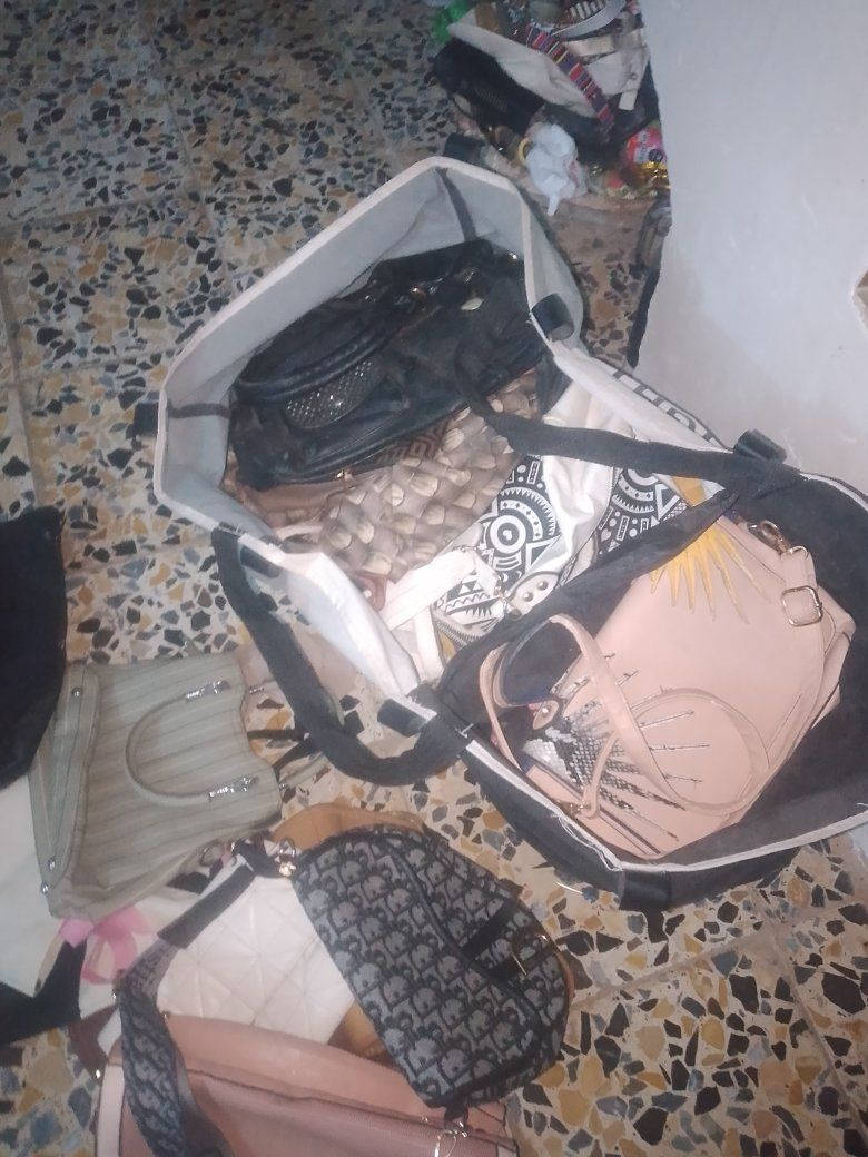 بسم الله الرحمن الرحيم 
غراض للبيع كلهن10000


**إذا كنت صاحب هذا الإعلان وتريد حذفه لأي سبب، رجاءا أرسل رسالة إلى الدعم الفني**