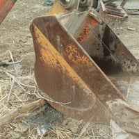 قطع غيار • للبيع