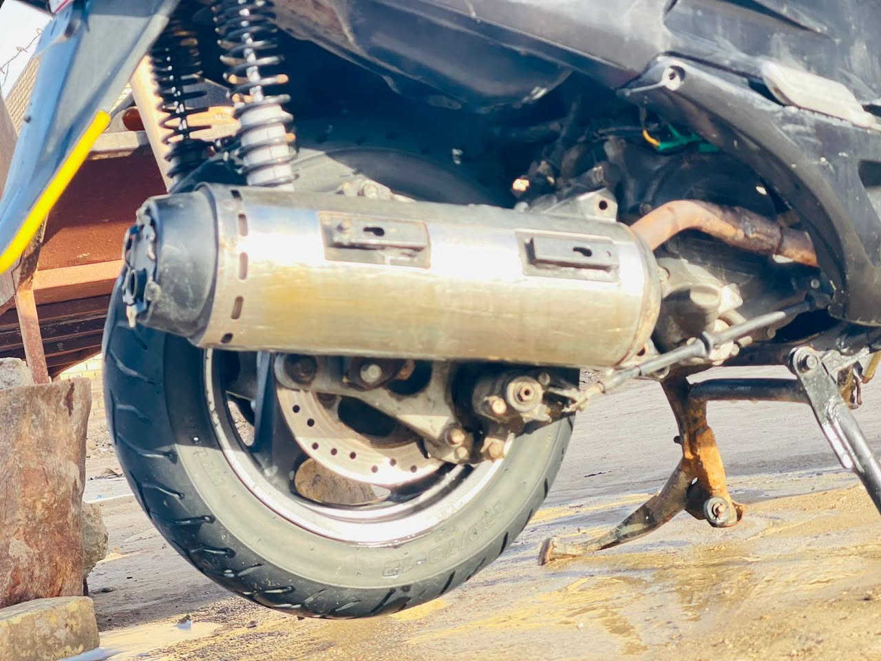 سلام عليكم
فورزا 06 🚏
دراجة خير من الله كهربائيات كلها شغاله ⚡💥 
ماكينة ناعمة شاصي نضيف تخم تايرات جديد 🏍️ 
عدك كفرات نضافه 50% كابريتر يخربط اول متمشي وبعدين طير سعر سهلة خادم للطيبين هاتف 
*********** 📱
