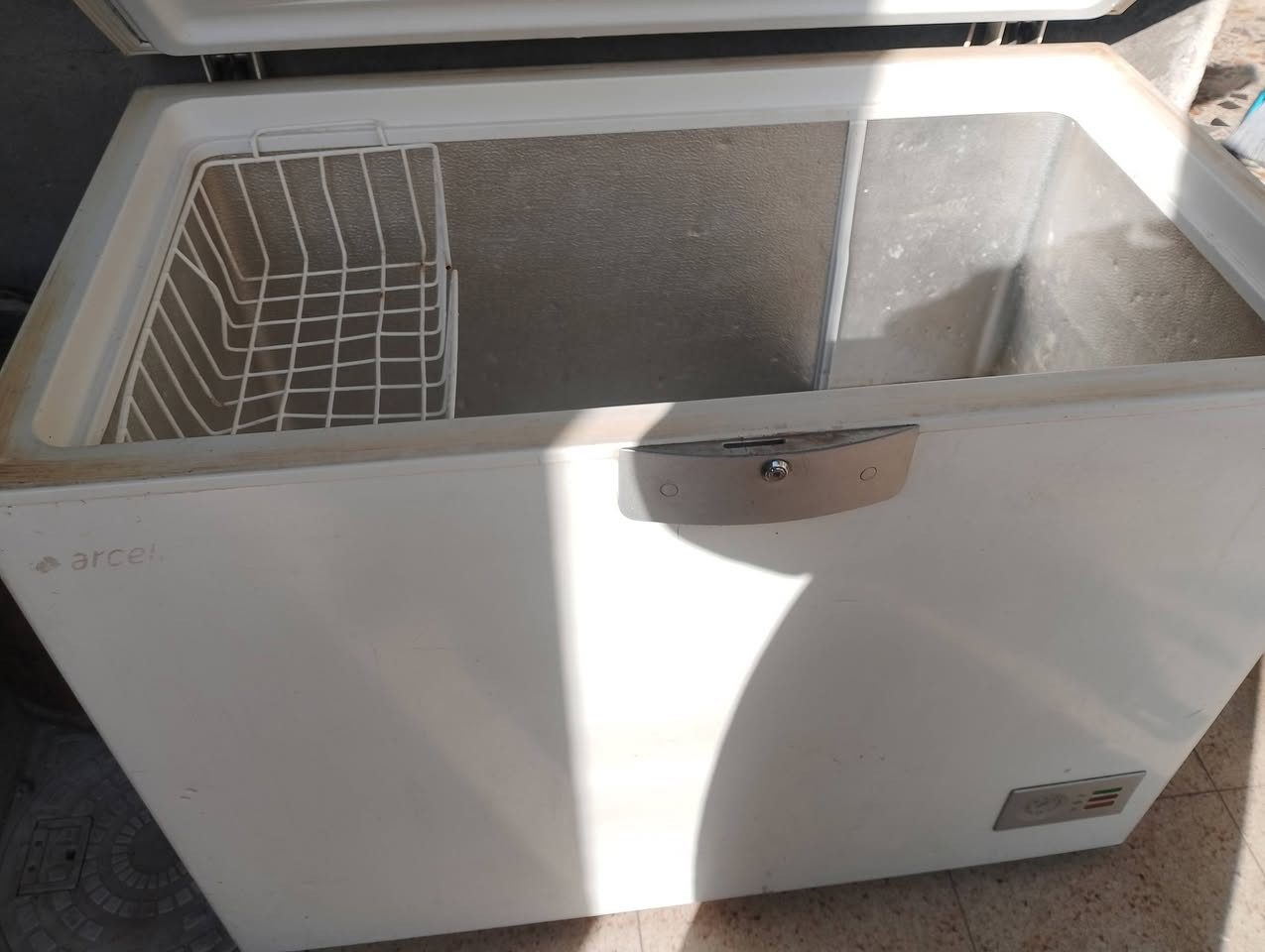 السلام عليكم
للبيع
ثلاجه جبسون 14قدم مستعمله السعر 125
مجمده بيها عطل ماطور غير شي أبيعها على وضعها 100
للستفسار ***********
