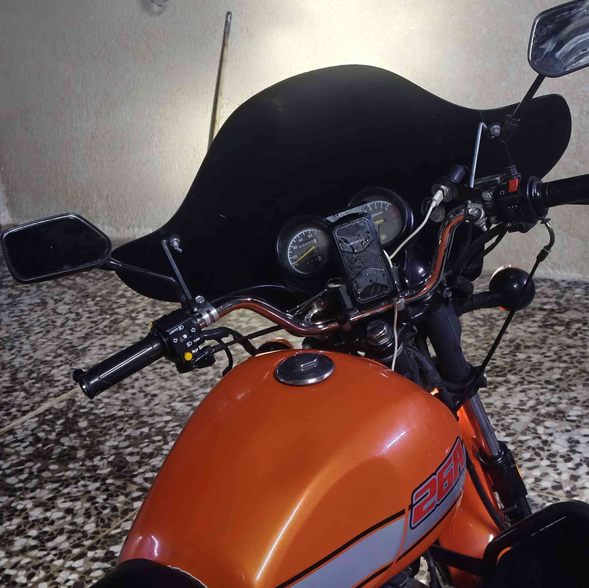 سلام وعليكم دراجه دايوان نفخ موديل2022شهر ال11طالعه بل2023دراجه نضيفه خير من الله ابدله دهن موتل رقم بغداد جديده بعدهي بل هزه دراجه مامشتغله دليفري شي قليل كل نقص مابيه نقصه بس ابريك امامي كلشي شغال بيه محركه مكفولل سعر الدراجه مليونين و500وبيه مجال ان شاءلله رقمي،***********اذا ماحصلتني بل تصال راسلني وتساب مكاني بغداد مدينه الصدر
