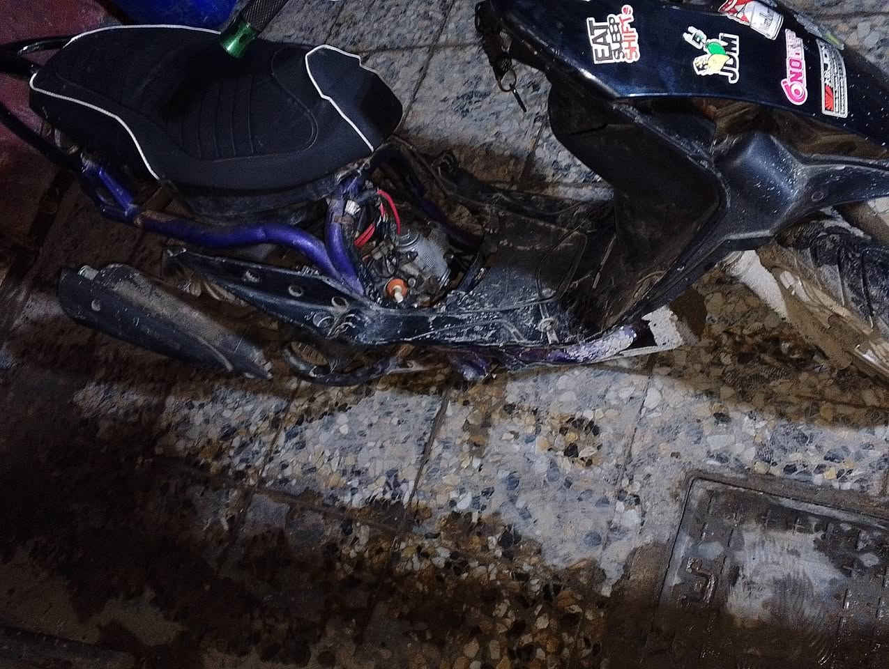 سلام عليكم ماكس للبيع دراجه مكينه ٥٥ حلوه ونشطه عوزه ترتيب بيه صدر كايم ويراد اله قبق هندر سعره ٤٥٠ مكان دوره 

*********** واتساب
