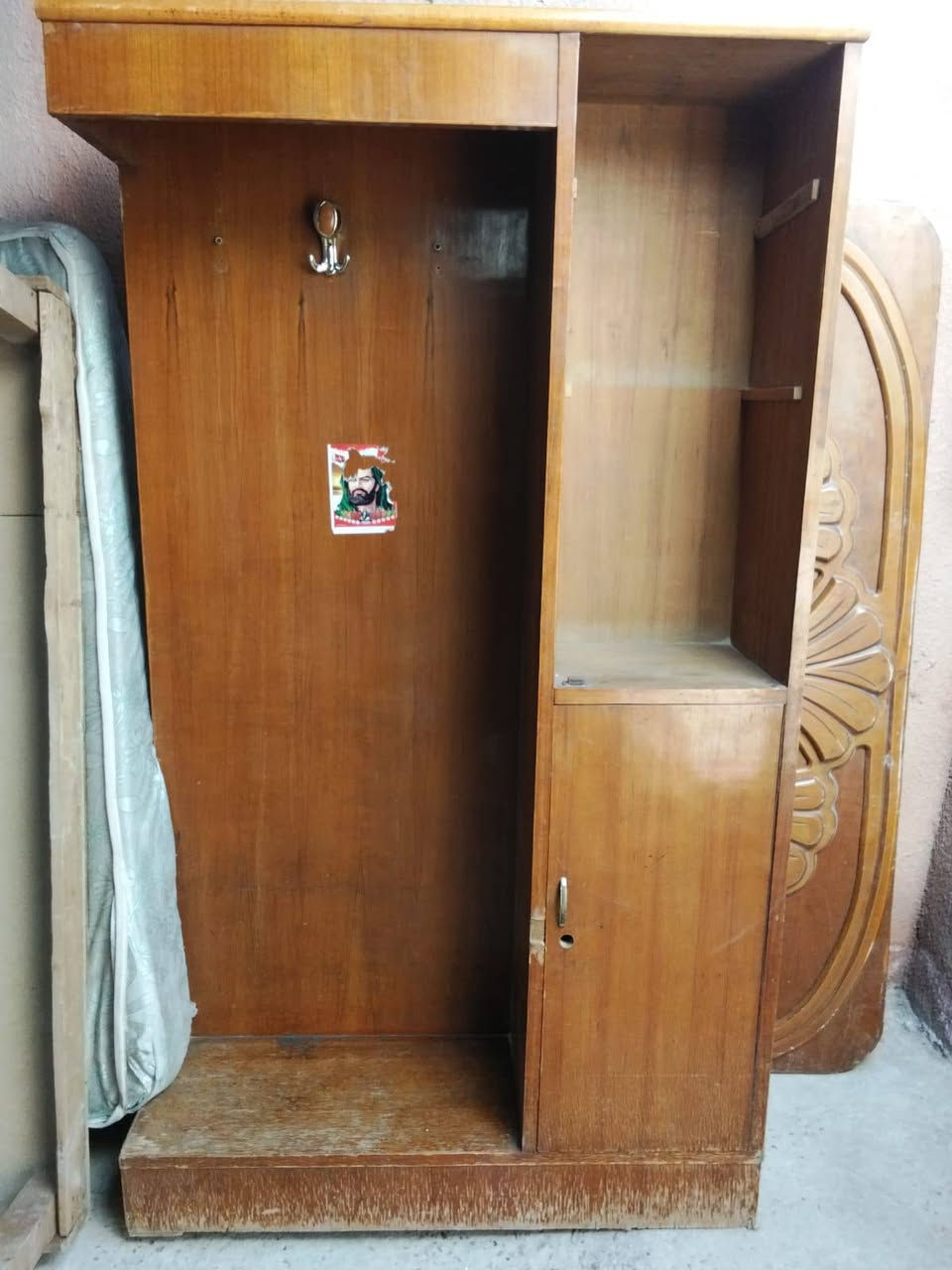 غرفه نوم للبيع البلديات. سعر100 بي مجال


**إذا كنت صاحب هذا الإعلان وتريد حذفه لأي سبب، رجاءا أرسل رسالة إلى الدعم الفني**