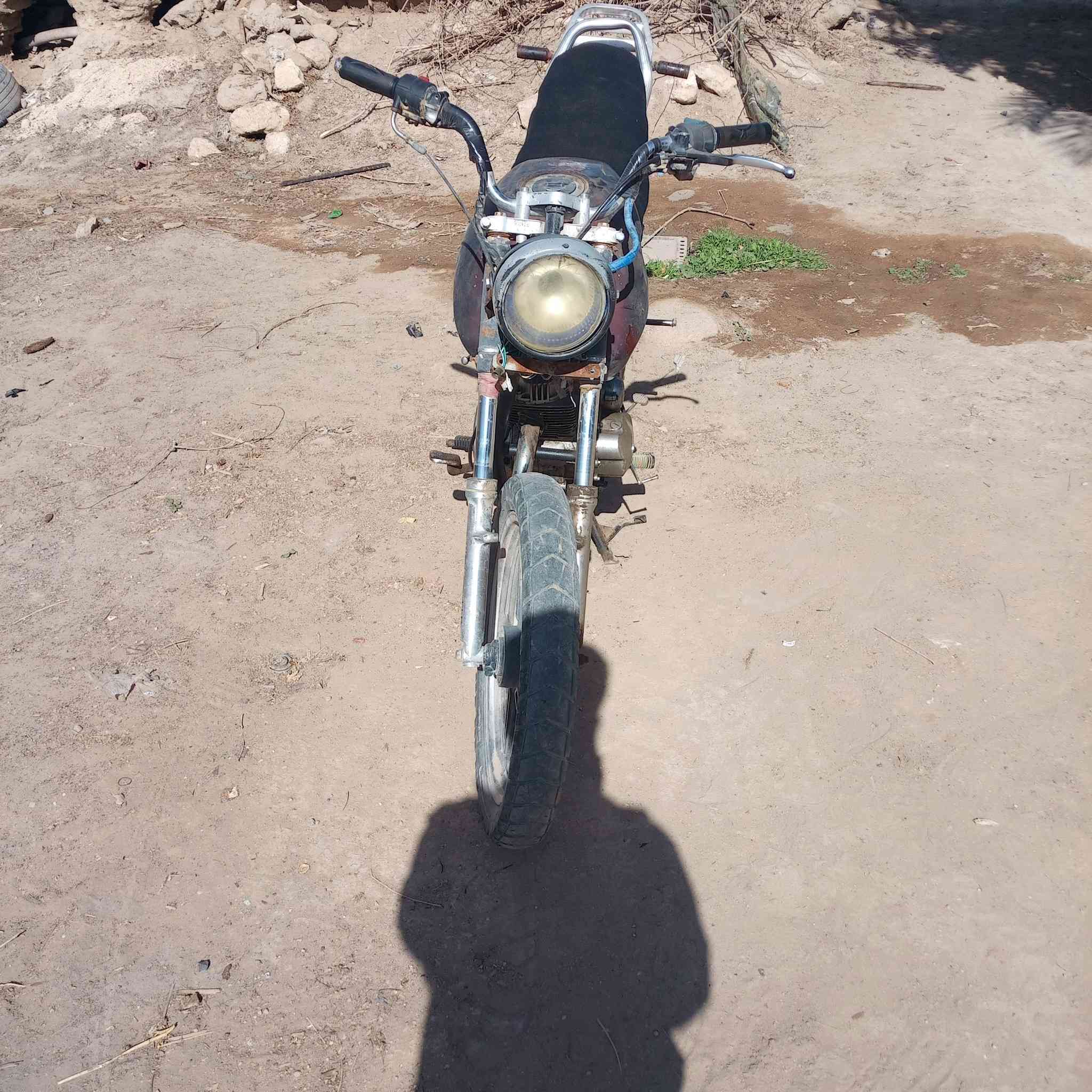 دراجة هيوشة للبيع لشة ميتين 
محرك 150 سعر 150الف وبي مجال بسيط 
العنوان بروانة قرب ثانوية بروانه البنات
0787720181


**إذا كنت صاحب هذا الإعلان وتريد حذفه لأي سبب، رجاءا أرسل رسالة إلى الدعم الفني**