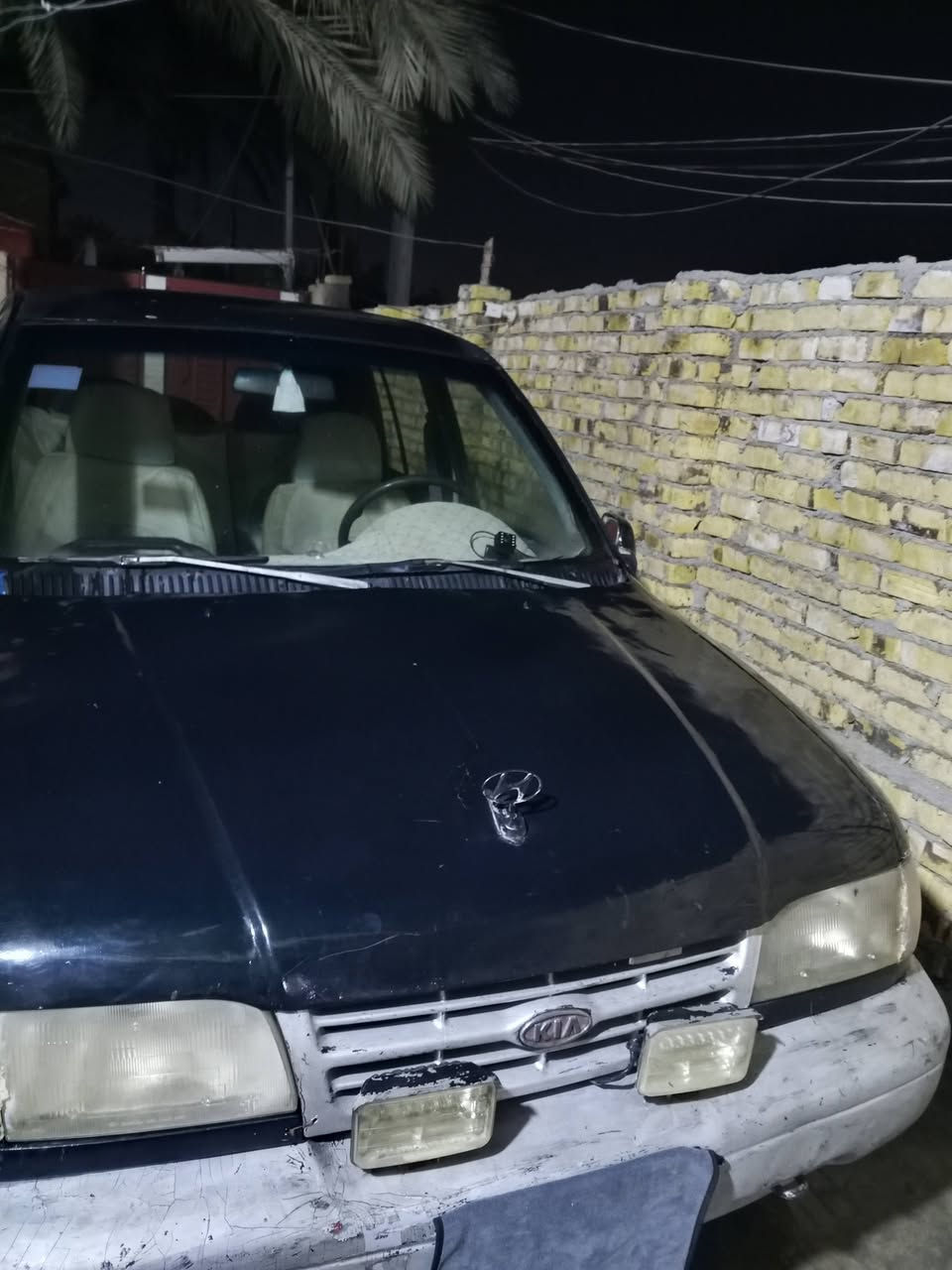 سبورتج موديل 93 سنوية 26
دواخل نضيفه محرك ونجي كربلائي 
سيارة نضيفة وشغالة 
السعر 33 وبيها مجال 
***********
***********
