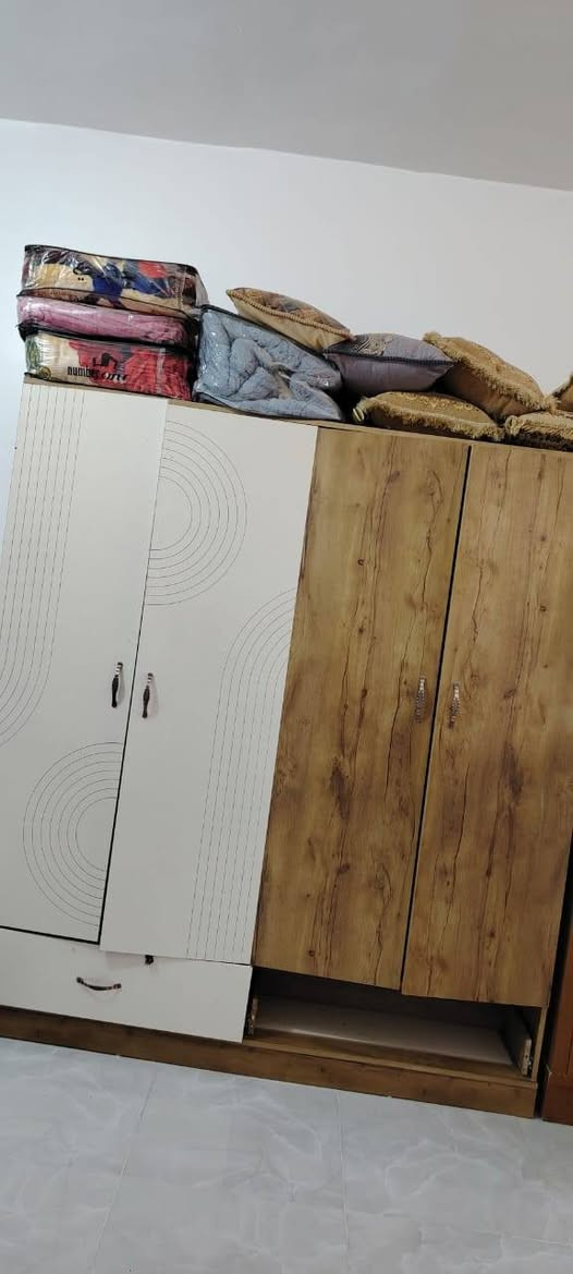 غراض نضيفات وسعر مناسب


**إذا كنت صاحب هذا الإعلان وتريد حذفه لأي سبب، رجاءا أرسل رسالة إلى الدعم الفني**