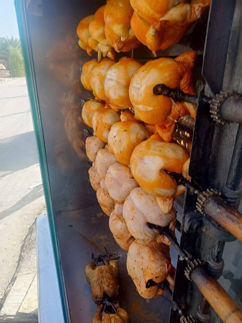 اسلام عليكم ورحمه
يعلن مطعم ومشويات شيخ الجبل 
للزبائن الكرام دجاج مشوي عراقي امانة الله ورسوله
وكباب شوي فقط فترة رمضان فقط
متواجدين من ال12الى6
نضام حجز 
ويوجد خدمة توصيل داخل وخارج السريدات 
المكان السريدات قرب اسواق المنتضر 
مقابل عطاريات المتوكل للتواصل 
***********
***********
واتساب او علخط
