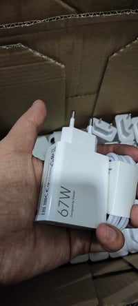 شاحنات بلادية 67 واط عدد 12 للبيع شلع 100 الف لأول واحد . واتساب 07741...