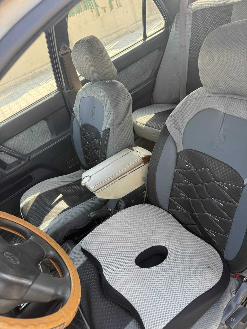 سلام عليكم
النترا موديل 1993 رقم بغداد انكليزي بأسمي سياره كامله كل نقص مابيها تايرات جدد مكينة حاوية تانكي بانزين نوزلات عنبارات بريك وكلج كلهن جدد تبريدها نقص غاز وقايش السعر ب33 وبيها مجال بسيط عنواني ديالى بعقوبة 
***********
