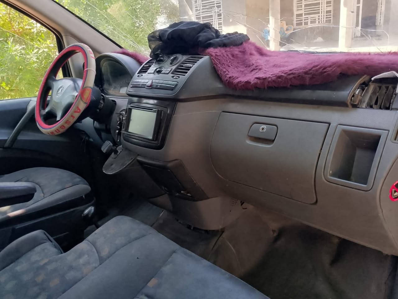 السلام عليكم للبيع مار سيدس فيتو 2006 محرك كاز كير عادي 7نمر رقم بغداد خصوصي 8راكب السعر 75 الاستفسار ***********
