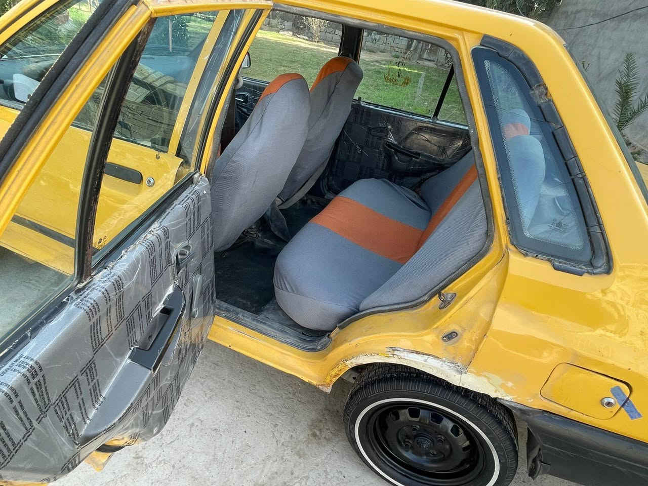 سلام عليكم سايبه 2012
رقم بغداد مصفره ماعليها ولا ربع شرط تحويل
مكينه وكير جدد 
تبريد ثلج 🥶
تخم تاير جديد
دوشمه كشنات جديده 
تخم بطاين جدد ومغلفات ليلون 
سياره ناعمه وتريها يخبل جاهزه كبل لشارع 
مكاني سلمان باك 
24 وبيها مجال 
***********
