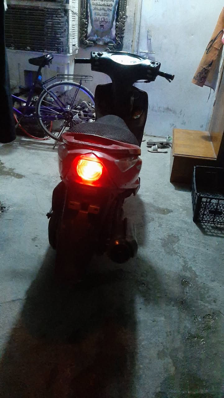 السلام عليكم دراجه ثعلب١٤٠ لون احمر دراجه كله بلاديه ختم واحد ويه المكينه بيه دمام بصندوك مابيه نقص برغي دراجه امانه الله ورسوله جان بيه بكن وجبتله طابوكه مال رمبه بوشه ٥٨ (((ابيع كوم حديد))) كاطعه زنجيل مكاني بغداد حي اور
رقمي||*********** موجود واتساب
سعره ٢٥٠وبيه مجال
واذا مراوس شعدك نزل
