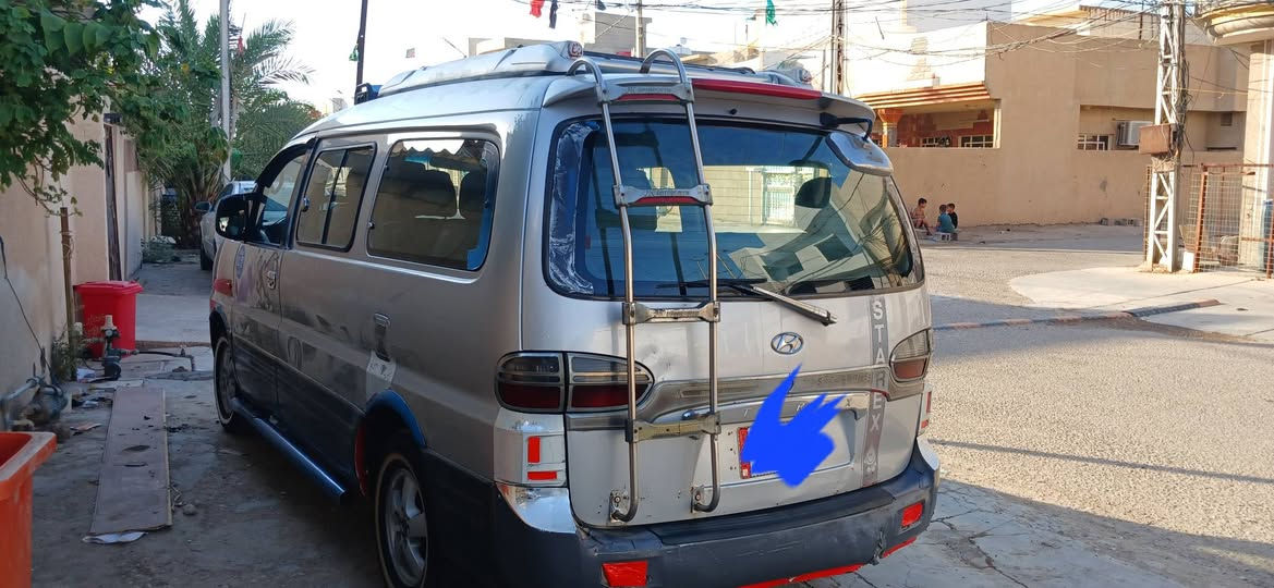 ستاركس  موديل  ٢٠٠٧  گیر عادي بحالة ممتازة محرك مفتوح دون تبخير    تدفئة  وتبريد  حدادية كاملة  تخم تايرات  بحالة جيدة الرقم بغداد  دولي  السنوية  لسنة  ٢٠٢٩  السيارة  مكفولة من قطرة صبغ وجاهزة   ***********
