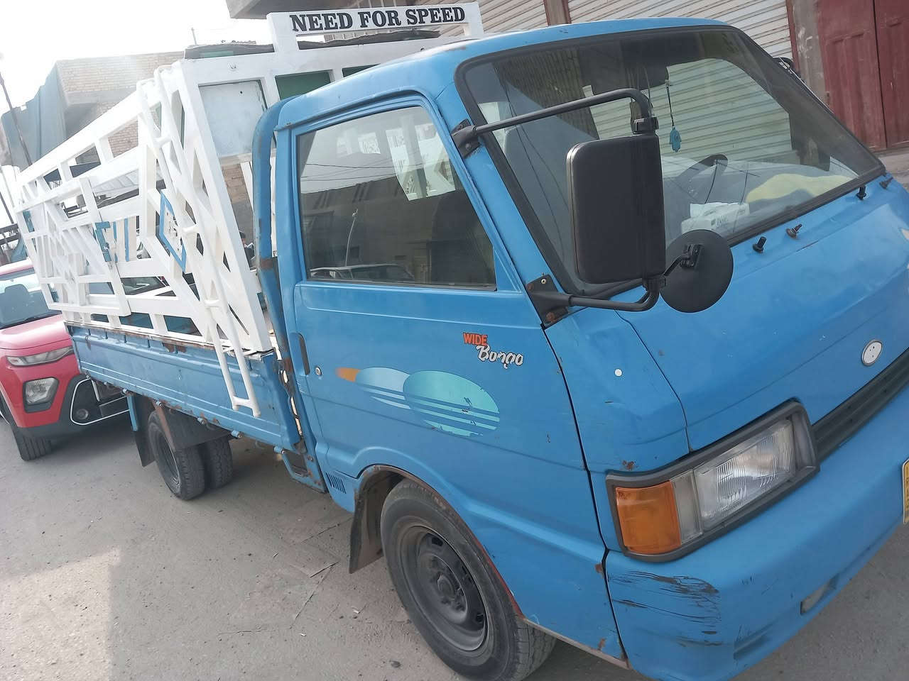 كيه بنكو ٩٤ كير محرك مكفولات حداديه جديده تايرات جدد التايرات الكلام نص عمر كهربائيات شغاله شاصي او رقم شاصي مكفولات رقم انبار مشروع وطني شرط التحويل راعيه موجود سنويه لل ٢٧ رقم الهاتف ***********
