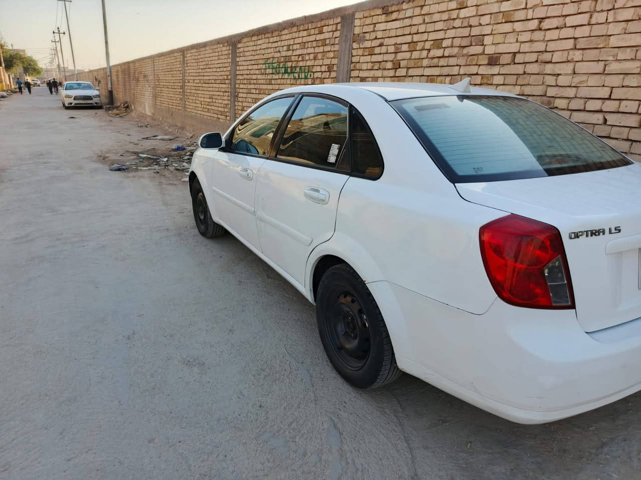 السلام عليكم اوبترا موديل 2011 سيارة مكفولة ما عدا جاملغ امبدل بدون داخل كفالة كير  ومكينة وحدادية وتبريد ثلج السيارة جاهزه بدون نقص ما تصرف عليه شي سنوية مشروع وطني تحويل مباشر  السعر (73) ورقة وبية مجال للشراي المكان ناصرية رفاعي ***********
