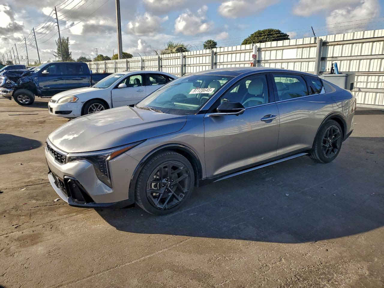 2025 KIA K4 GT-LINE TURBO

*********** :📞 
*********** :📞
السعر :  يحدد حسب مزاد
تاريخ المزاد :   1/19 يوم الاثنين  
الضرر : حسب الصور المرفقة 
بيع وشراء كتب شهداء 
شراء سيارات تحت الموديل لمن لديه كتاب ضباط 
لو كتاب دبلوماسي 
بالامكان ادخالها بكتاب ذوي الشهداء باعفاء كمركي مع اعفاء الرقم 

🔺نتكفل بالسيارة لحين وصولها 
🔺اي استفسار مراجعة المكتب 
🔺 اوقات العمل كل ايام الاسبوع من الساعة ال 5 عصراً ماعد يوم السبت و الاحد عطلة المزاد
🔺 عملنا شراء السيارات من المزادات الامريكية والكندية
🔺لدينا تقرير Carfax مجاني لفحص السيارة قبل دخولها المزاد 
🔺 نشحن من جميع الموانئ الامريكية والكندية وبأسعار شحن تنافسية 
🔺نشحن الى دبي و عمان و البصرة و كردستان و تركيا  
🔺لدينا ورشة تصليح في دبي 
🔺لدينا معقب لتخليص السيارات (حرة او معوقين او ذوي الشهداء ) و ايصالها الى الزبائن
📍العنوان : موصل حي الوحدة مقابل معهد صناع الامل 
🔺اوقات الدوام من 4 عصراً وحتى ال11 ليلاً كافة ايام الاسبوع 
☎️ للاستفسار الاتصال على الرقم
م.علاء ابو فهد 
 
*********** :📞 
*********** :📞 ￼
