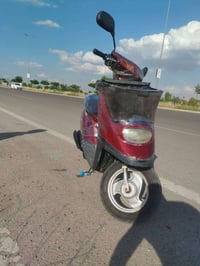 ماطور للبيع ياماها كهربائية كله شغال لايت زينون اشاير بك لايت صوت اكسل...
