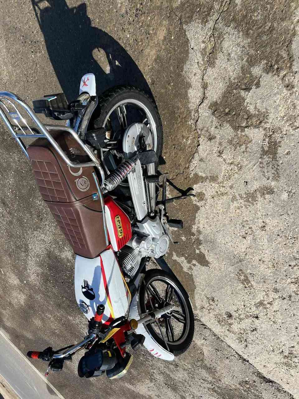 سلام عليكم دراجه سيفان للبيع مديل ٢٠٢٤ مكفوله من محرك من كهرباء دراجه مكفوله من سرقه أوراق كامله مكان دراجه ديالى كنعان استفسر على هذا رقم ٠٧٧٧٢٤٠٨٠٧😎


**إذا كنت صاحب هذا الإعلان وتريد حذفه لأي سبب، رجاءا أرسل رسالة إلى الدعم الفني**