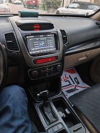 سرنتو 2014 وارد سعودي فول مواصفات ما عدا فور ويل رقم بغداد  محرك 6سلند...