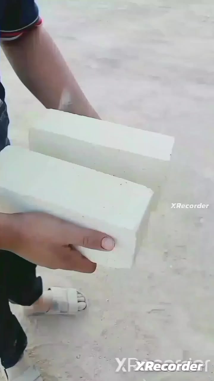 ***********📞📞
***********☎️☎️
يالله السلام عليكم 
تم تخفيض السعر بشكل غير مسبوق 
تجهيز طابوق العادي مجمع العزيزيه
إنتاج جديد الموسم الحالي بقوالب حاده 
وقياسات نموذجيه وقوه ضغط عاليه
بسعار تنافسيه وزياده مع كل سياره 400 طابوكه
