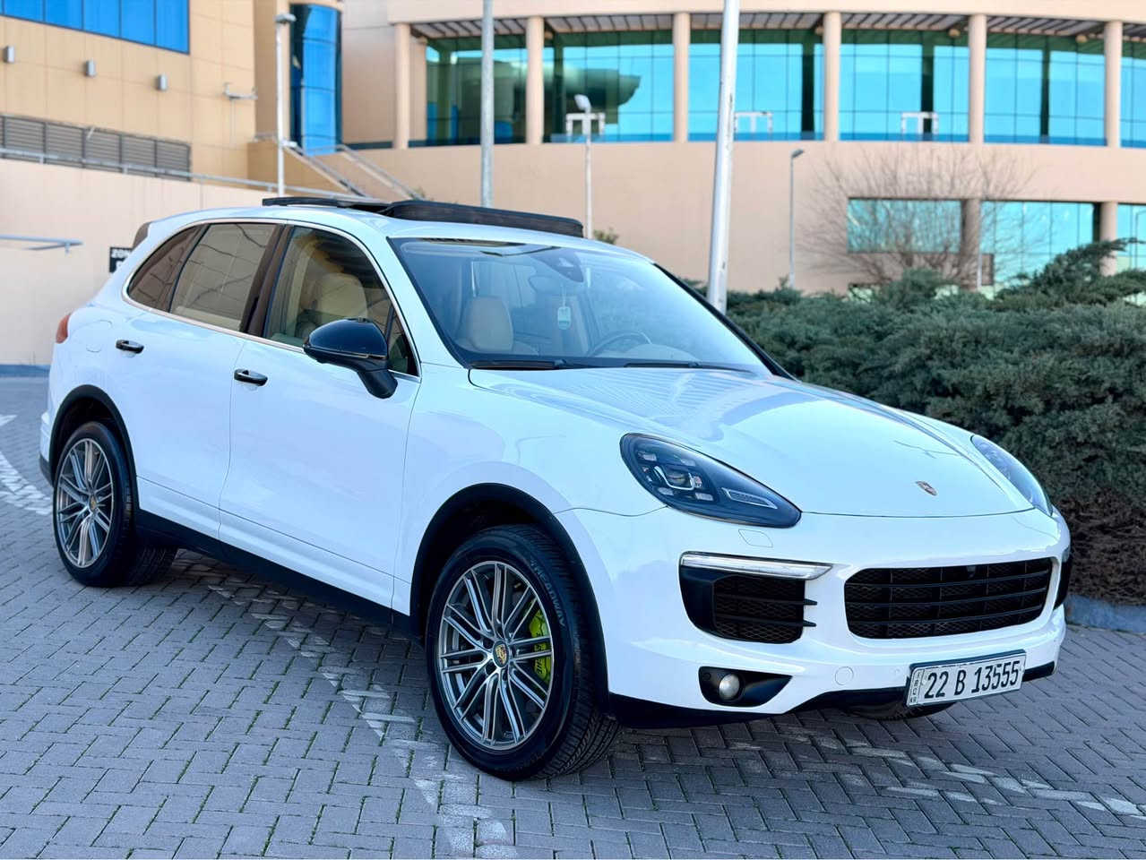 بسم الله الرحمن الرحيم

بورش كايان  S  ٢٠١٧

سعر سياره مناسب مستحيل بورش كابان ٢٠١٧ بي سعر ٢٣٤ ورقه

فول فول مواصفات

٦ سلندر توين توربو 
بانوراما
مراية رادار
حساس الخلفي امامي
٥ كاميرا ٣٦٠ درجه
شاشه و ستيرن كارباو ستيرن هيتر
اوتو ستوب
دبلات سبورت
دواخل كريمي ١٠٠/١٠٠
كشن جلد و كارباوخزن
كشن تدفية وتبريد
تبريد مركزي
٧٧ الف ماشي
فور ويل 4x4
رادارات قياده
لايد ليد و ٤ عدصه
بصمه تشغيل
بريك بصمه
ابوا بصمه 
صندوق شفت
مواصفات بورش معروفه ................
گيرو محرك بشرت مكفوله مامفتوح تبريد وتدفية تاقم صدر كله بشرت مكفوله كفاله عام گير محرك تاقم صدر كله بشرت

سياره حادث خفيف مابيها دواخل ٣ قطعه بس كلير رقم شاصي موجوده بي ناشر شوف صور حادث تدلل

سياره رقم اربيل تحويل مباشر مكان سليماني 

سعر سياره مناسب ماكو بورش ٢٠١٧ بي سعر ٢٣٤ ورقه مجال

***********
***********
*****************************************************
PORSCHE CAYANNE S  2017

فول فول مواصفات

٦ بستون توين توربو
بانوراما
رادارى بيشه و خه تى جاده
رادارى ئاوينه
بيش و دوا حاسه
٥ كاميراو ٣٦٠ بله
شاشه و كاميرا
سوكان كاره با سوكان هيتر
مودى ليخورين SPORT _SPORT PLAS
٧٧ هه زار روشتوه
اوتو ستوب
ده بله كانى سبورت
ناو كريمى تازه يه ١٠٠/١٠٠
كوشن جلدو كاره باوخزن
كوشن ساردو گه رم
ته بريد مه ركه زى
لا يت ليد و عدصه 
بصمه و سنوق شفت
ده رگا بصمه
مواصفاتى بورش معروفه ..............
گيرو مه كينه به شه رت نه كراوه ته و بى نوقسانيه ته بريدو گه رمى و تاقم بيش و دواى به شه رت الحمدلله

سه ياره كه امريكيه حاديثه ى زورخه فيفه بى ناوكرتن ٣ بارجه ى بوياغه بى ناوكرتن بى ده عم

تحويل به شه رت رقه م هه وليره سه ياره كه له سليمانيه

سعرى ٢٣٤ ورقه مجال 

***********
*********** السليمانية, العراق
