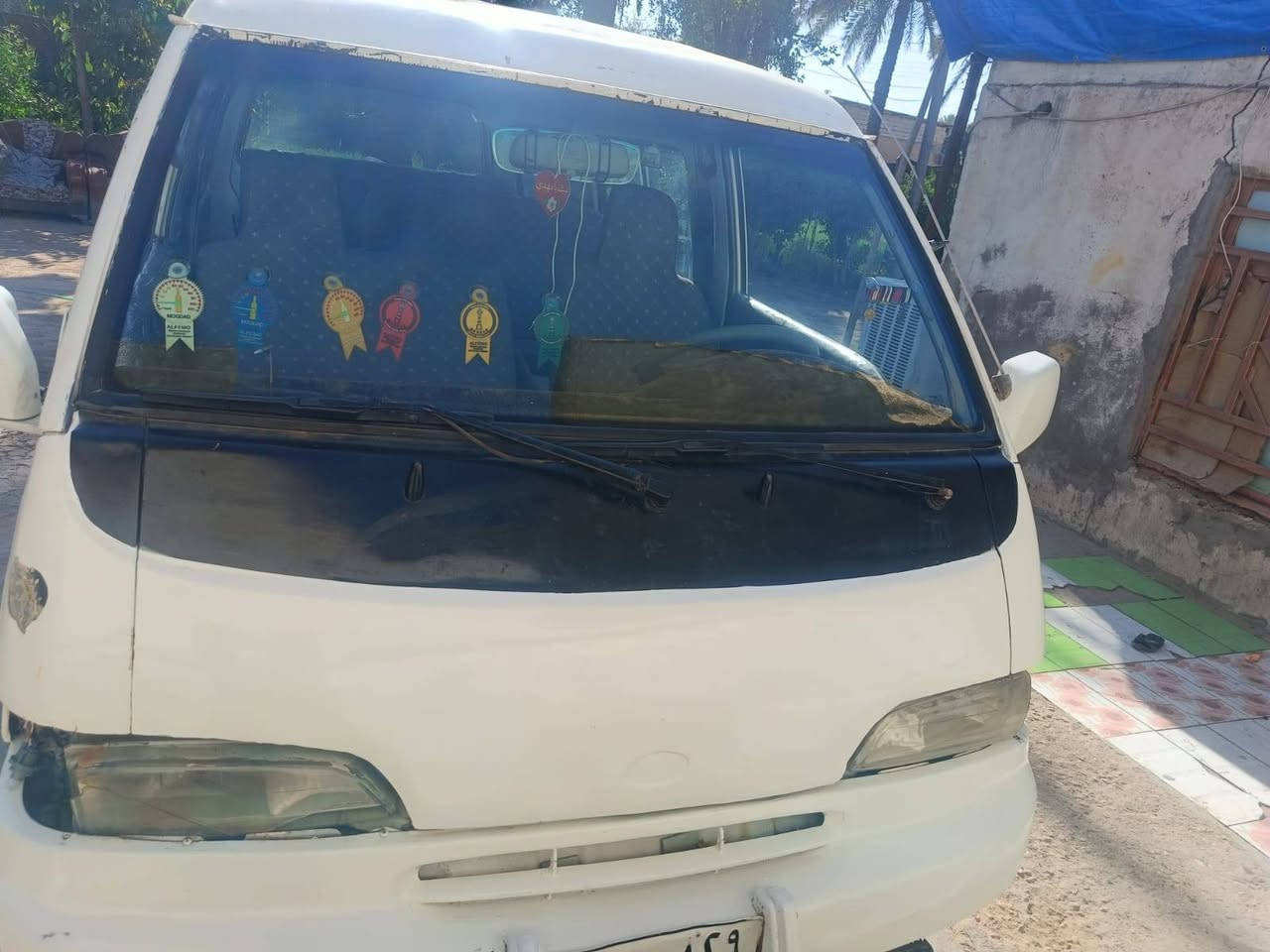 هونداي باص موديل ٩٥ تحويل الوكاله كير ومكينه ونجي السياره خير من الله سعره ٣٥ وبيه مجال التفاصيل على هذا الرقم ***********
