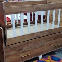 سرير ومهد تركي • حجم كبير • الانبار