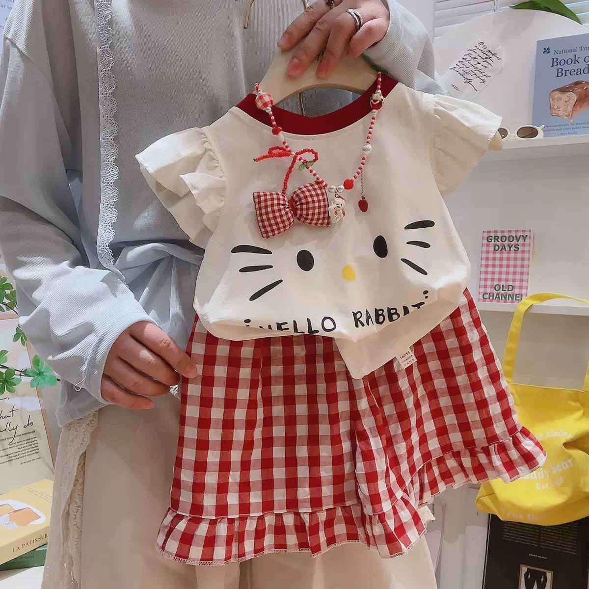 قاط بناتي قطعتين قماش درجة اولى
قياس 1 لحد 5 سنوات
السعر مناسب جدا
توصيل داخل دوز ١٠٠٠ دينار
كركوك وداقوق وتازة ٣ الف
والمحافظات ٦ الف


**إذا كنت صاحب هذا الإعلان وتريد حذفه لأي سبب، رجاءا أرسل رسالة إلى الدعم الفني**